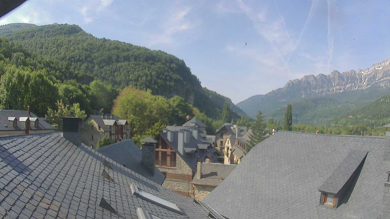 Webcam en El Pueyo de Jaca (1.090m.)