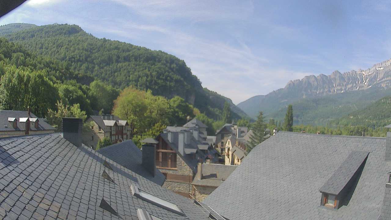 Webcam en El Pueyo de Jaca (1.090m.)